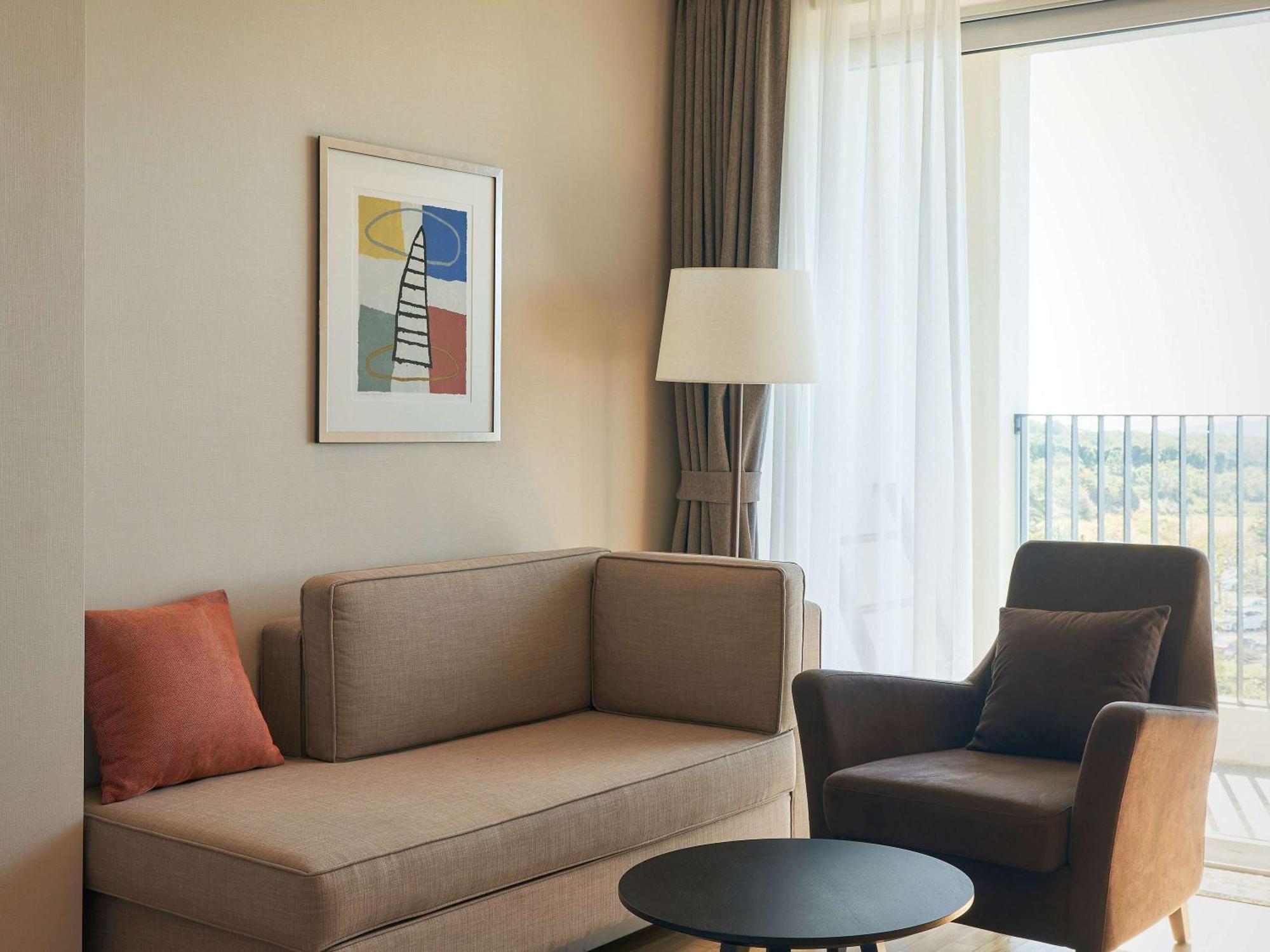 Mercure Ambassador Jeju Seogwipo Exterior photo