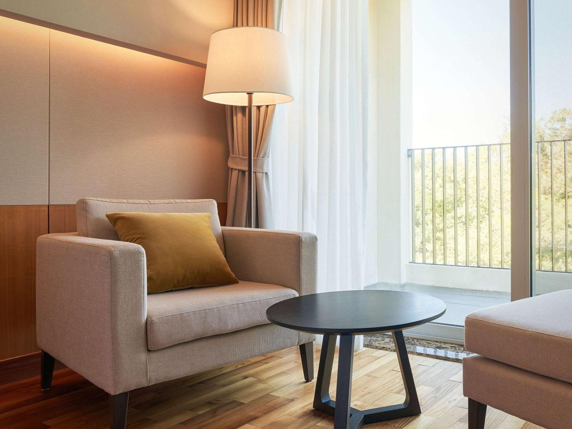 Mercure Ambassador Jeju Seogwipo Exterior photo