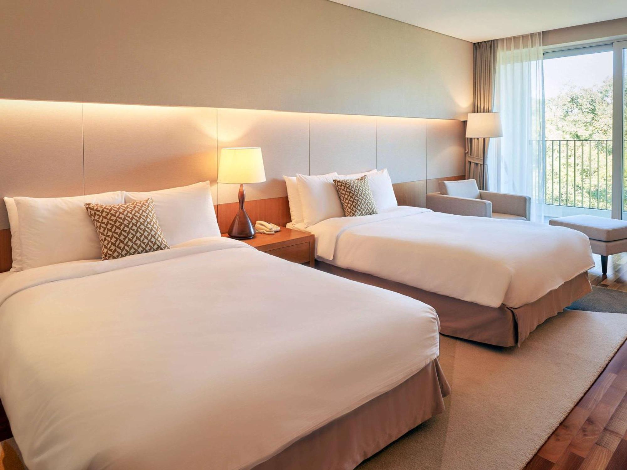 Mercure Ambassador Jeju Seogwipo Exterior photo