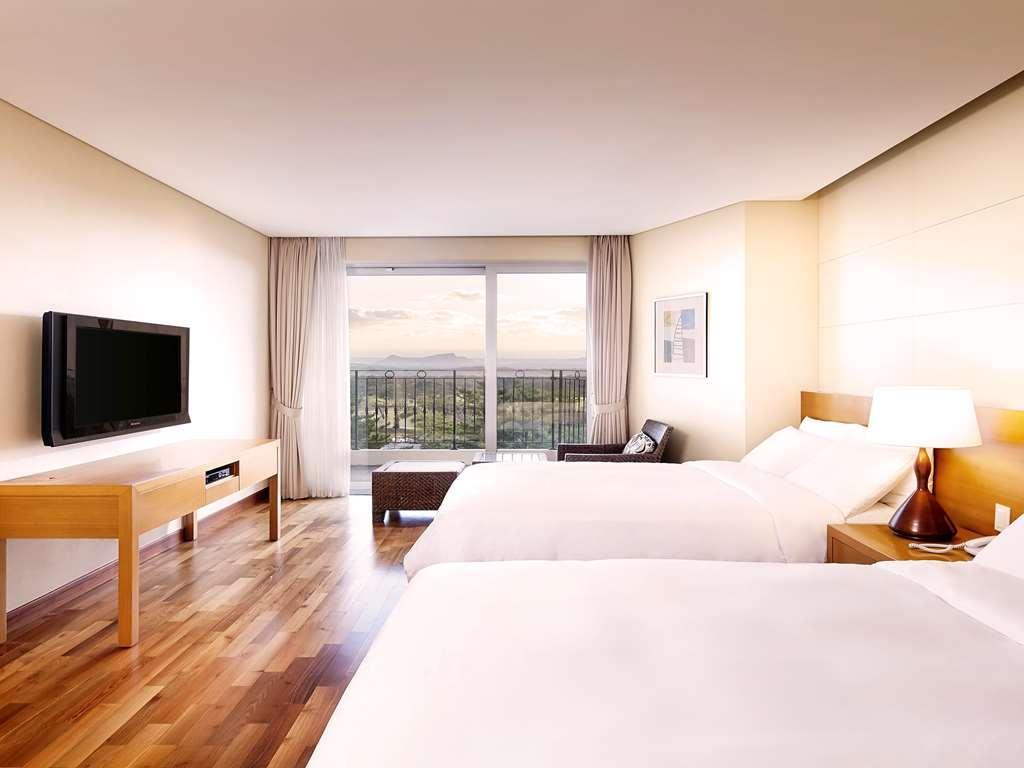 Mercure Ambassador Jeju Seogwipo Exterior photo